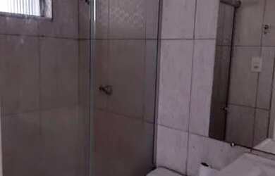 Imagem: O apartamento possui 2 Dormitórios, 1 Banheiro, 2 Vagas na