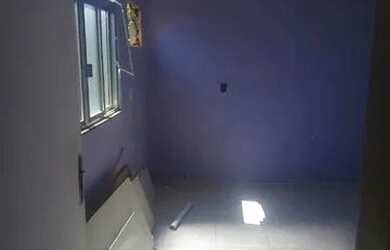 Imagem: A casa possui 2 Dormitórios, 1 Banheiro, 4 Vagas na garagem