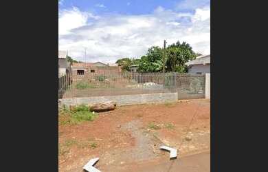 Imagem: O terreno está localizado em Centro, Campo Mourão à venda