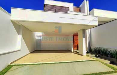 Imagem: A casa em condomínio possui 3 Dormitórios, 4 Banheiros, 2