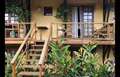 Imagem: O apartamento possui 1 Dormitório, 1 Banheiro, 1 Vaga na garagem