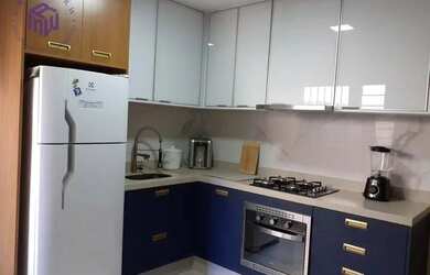 Imagem: A casa possui 3 Dormitórios, 1 Banheiro, 2 Vagas na garagem