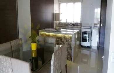 Imagem: O apartamento possui 3 Dormitórios, 3 Banheiros, 2 Vagas na