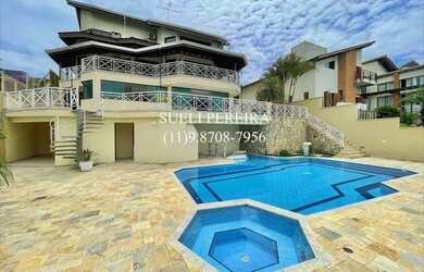 Imagem: O apartamento possui 4 Dormitórios, 5 Banheiros, 5 Vagas na