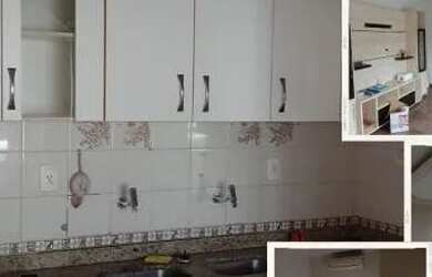 Imagem: A casa possui 3 Dormitórios, 2 Banheiros, 2 Vagas na garagem