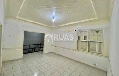 Imagem: A casa possui 2 Dormitórios, 2 Banheiros, 98m² de Área e