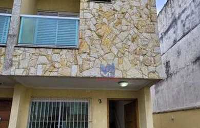 Imagem: A casa possui 2 Dormitórios, 3 Banheiros, 2 Vagas na garagem