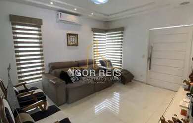 Imagem: A casa em condomínio possui 3 Dormitórios, 3 Banheiros, 5