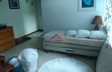 Imagem: A casa possui 5 Dormitórios, 4 Banheiros, 5 Vagas na garagem