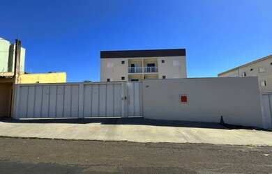 Imagem: O apartamento possui 3 Dormitórios, 2 Banheiros, 2 Vagas na