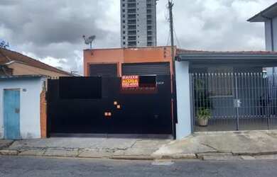 Imagem: O depósito possui 2 Vagas na garagem e 102m² de Área e está