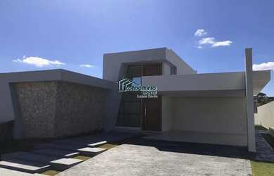 Imagem: A casa em condomínio possui 4 Dormitórios, 5 Banheiros, 5