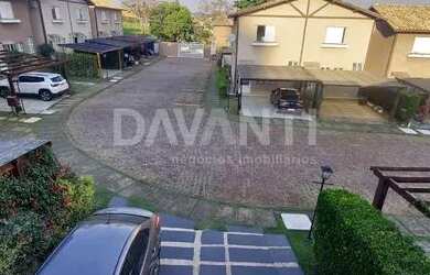 Imagem: A casa em condomínio possui 2 Dormitórios, 2 Banheiros, 2