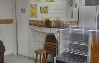 Imagem: O depósito está localizado em Madureira, Rio de Janeiro à