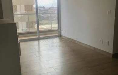 Imagem: O apartamento possui 2 Dormitórios, 2 Banheiros, 2 Vagas na