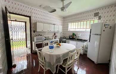 Imagem 4: Casa muito bem localizada no Centro de Criciúma