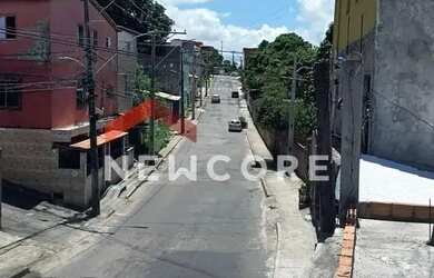 Imagem: O depósito possui 2 Vagas na garagem e 68m² de Área e está