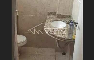 Imagem: A kitnet possui 1 Banheiro, 29m² de Área e está localizado