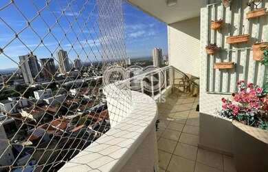Imagem: O apartamento possui 3 Dormitórios, 2 Banheiros, 3 Vagas na