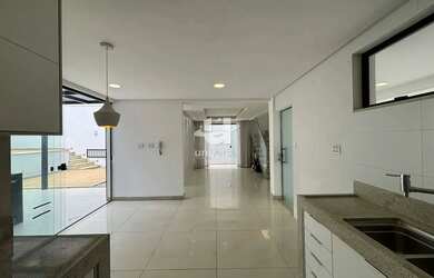 Imagem 10: Casa com piscina para Locação no bairro Aeroporto