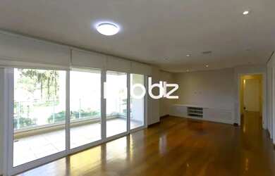 Imagem: O apartamento possui 3 Dormitórios, 5 Banheiros, 2 Vagas na