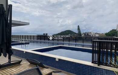 Imagem: O apartamento possui 1 Dormitório, 1 Banheiro, 1 Vaga na garagem