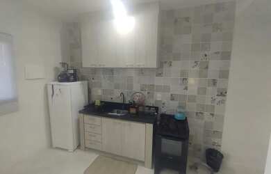 Imagem: O studio possui 1 Dormitório, 1 Banheiro, 1 Vaga na garagem