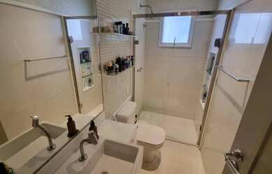 Imagem 16: Casa de alto padrão em condomínio fechado a venda no bairro de Lourdes...