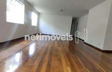 Imagem: O apartamento possui 4 Dormitórios, 3 Banheiros, 2 Vagas na