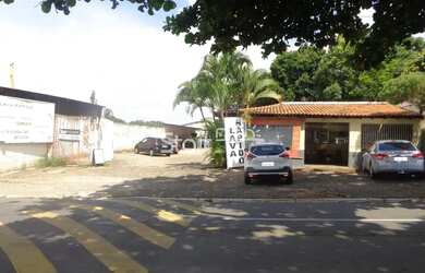 Imagem: O terreno possui 1.000m² de Área e está localizado em Parque