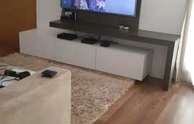 Imagem: O apartamento possui 2 Dormitórios, 1 Banheiro, 1 Vaga na garagem