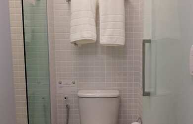 Imagem 8: Apartamento a venda de dois quartos na praia do Corsário orla de Salvador. Fale com Denise