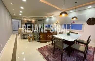 Imagem: A casa em condomínio possui 4 Dormitórios, 1 Banheiro, 2 Vagas