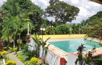 Imagem: A fazenda possui 4.762m² de Área e está localizado em Mairinque