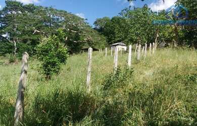 Imagem: A fazenda possui 72m² de Área, Varanda e está localizado