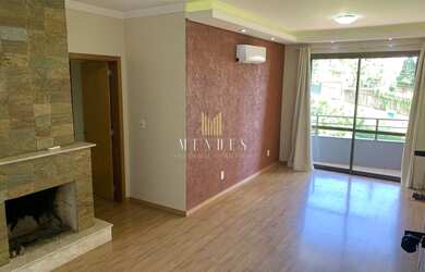 Imagem: O apartamento possui 2 Dormitórios, 1 Banheiro, 2 Vagas na