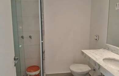 Imagem 14: Quadríssima. Claríssimo apartamento para aluguel tem 180 metros quadrados...