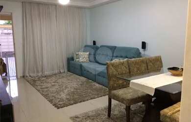 Imagem: A casa possui 3 Dormitórios, 4 Banheiros, 2 Vagas na garagem