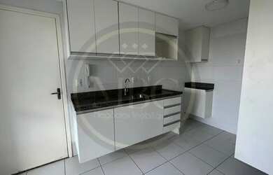 Imagem 4: OPORTUNIDADE, VENDO APTO ANDAR ALTO, NASCENTE POR 765 MIL NA PONTA NEGRA