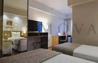 Imagem: O studio possui 1 Dormitório, 1 Banheiro, 1 Vaga na garagem