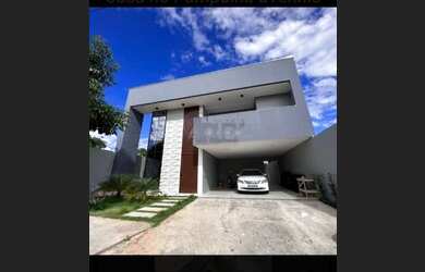 Imagem: A casa possui 5 Dormitórios e 5 Banheiros e está localizado