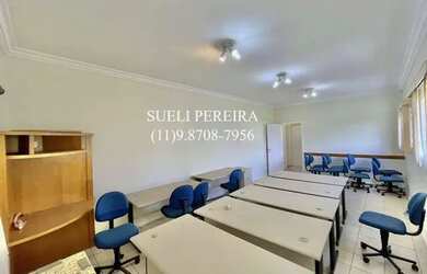 Imagem 16: Casa para venda possui 3 salas 2 salões, 4 banheiros, 10 vagas, em Granja...