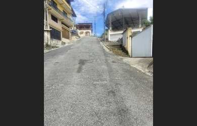 Imagem 7: Vendo casa com terreno em área comercial Jardim Califórnia-Nova Friburgo/RJ