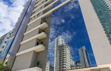 Imagem: O apartamento possui 3 Dormitórios, 1 Banheiro, 2 Vagas na