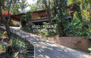 Imagem: A casa em condomínio possui 3 Dormitórios, 4 Banheiros, 2