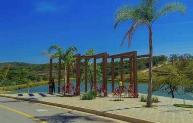 Imagem: O terreno possui 1048m² de Área e está localizado em Quintas