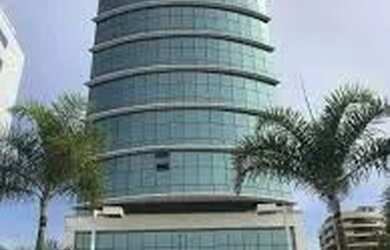 Imagem: O depósito possui 1 Vaga na garagem, 33m² de Área e está