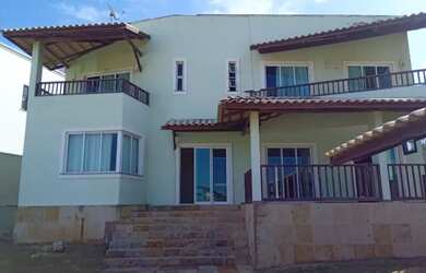 Imagem: A casa em condomínio possui 4 Dormitórios, 5 Banheiros, 4