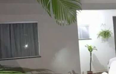 Imagem 2: Vendo casa na Gabriela. Varanda, 1m² de Área, 2 Vagas na garageme2 Dormitórios