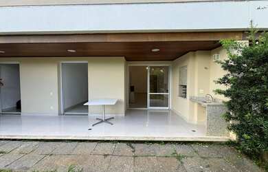 Imagem: O apartamento possui 2 Dormitórios, 2 Banheiros, 2 Vagas na